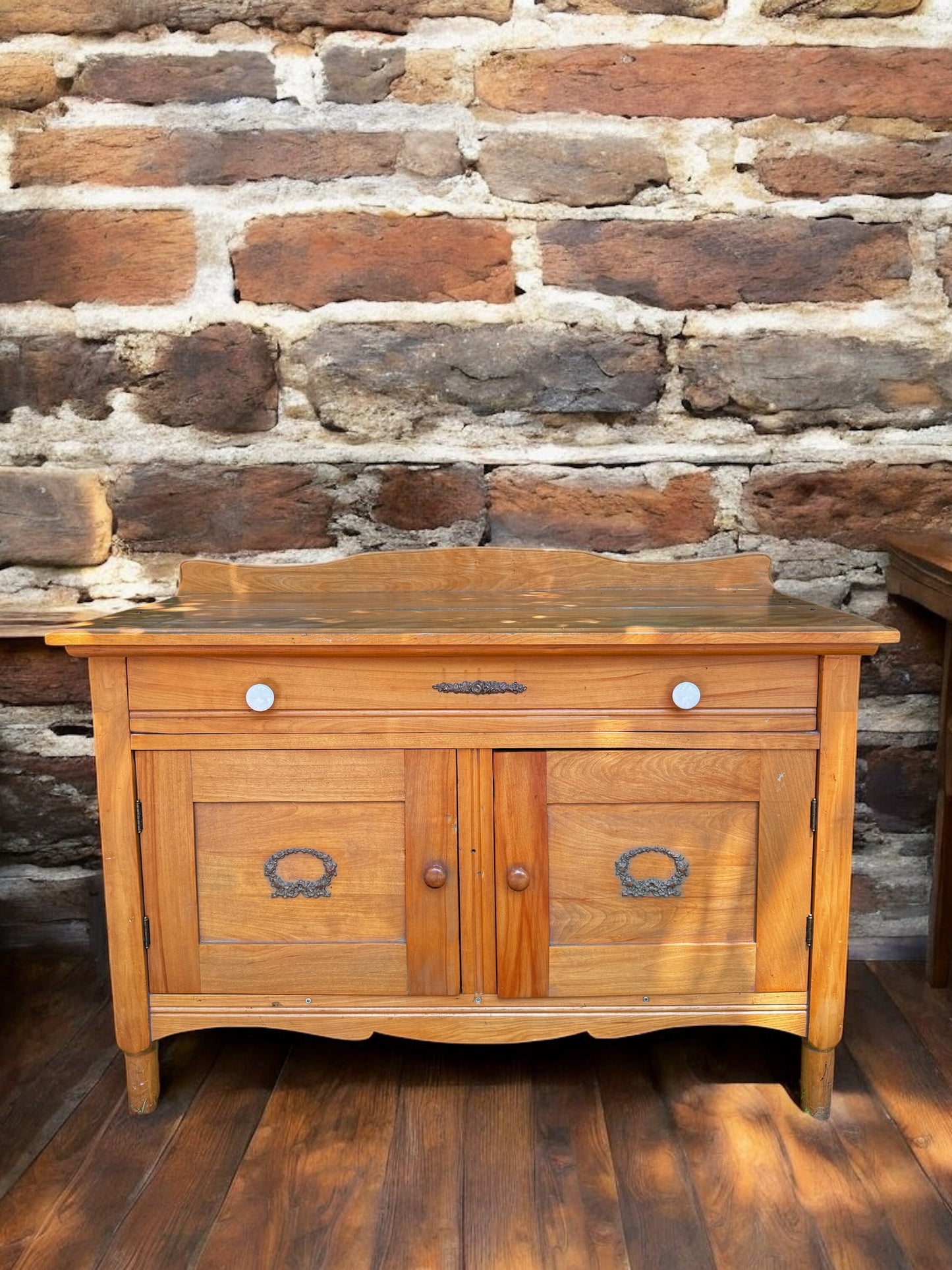 Georgia - Vintage Solid Oak Buffet Dresser