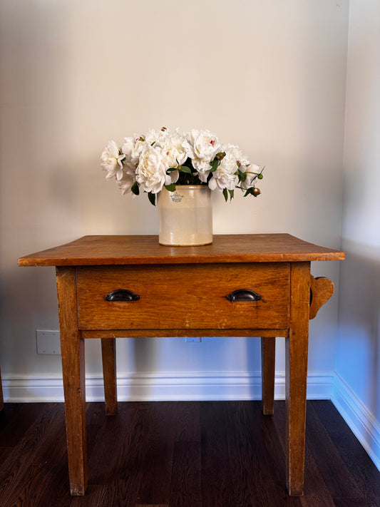 Helen - Antique Pine Wood Table