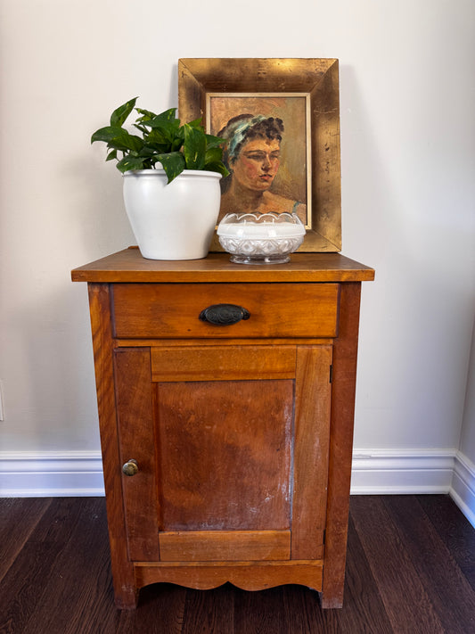 Winston - Wooden Cabinet