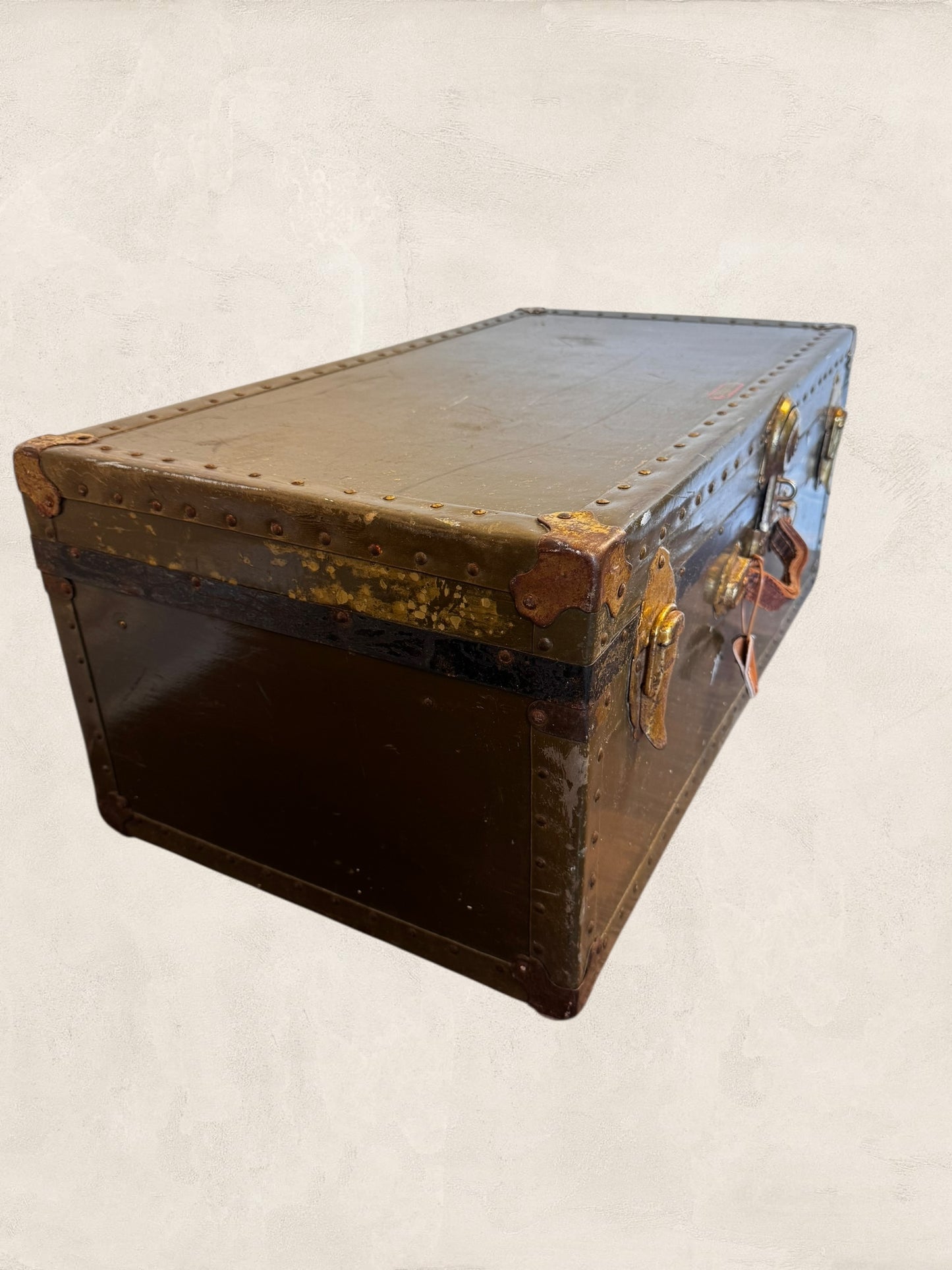Joan - Vintage WWII Trunk