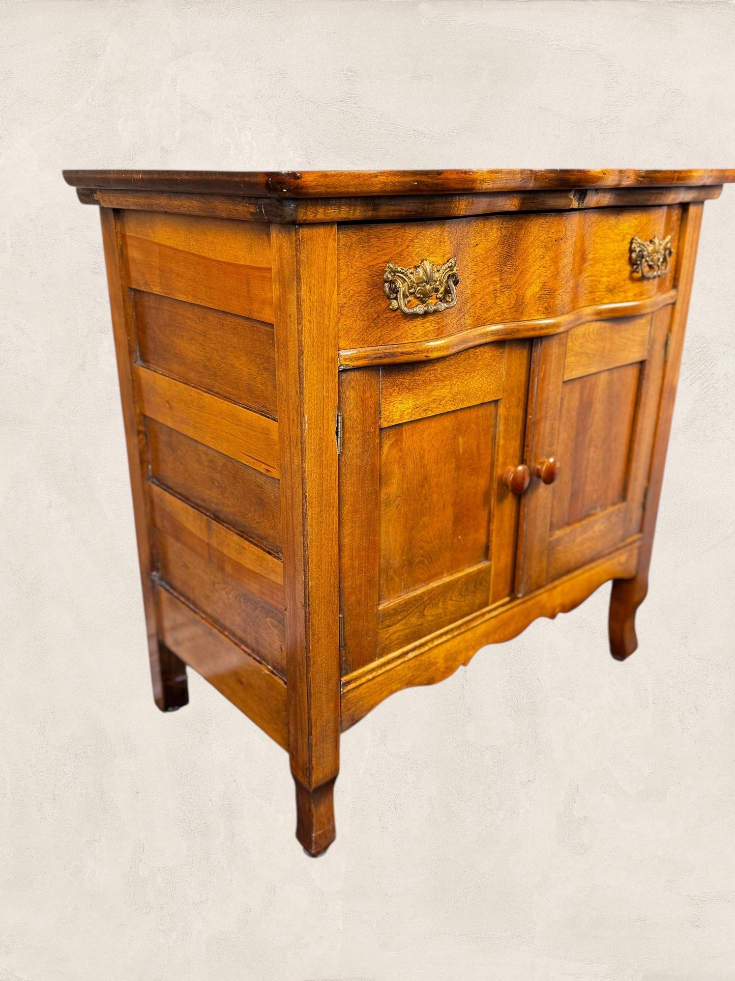 Celeste - Antique Wooden Washstand