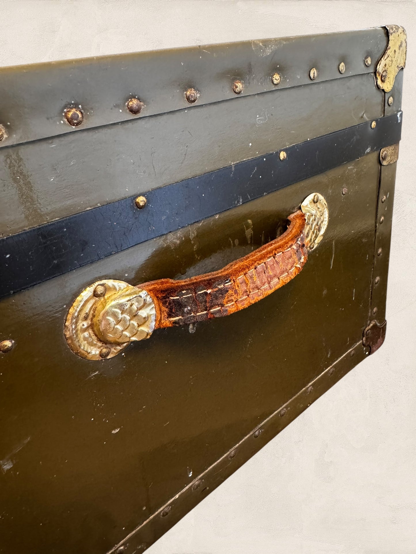 Joan - Vintage WWII Trunk