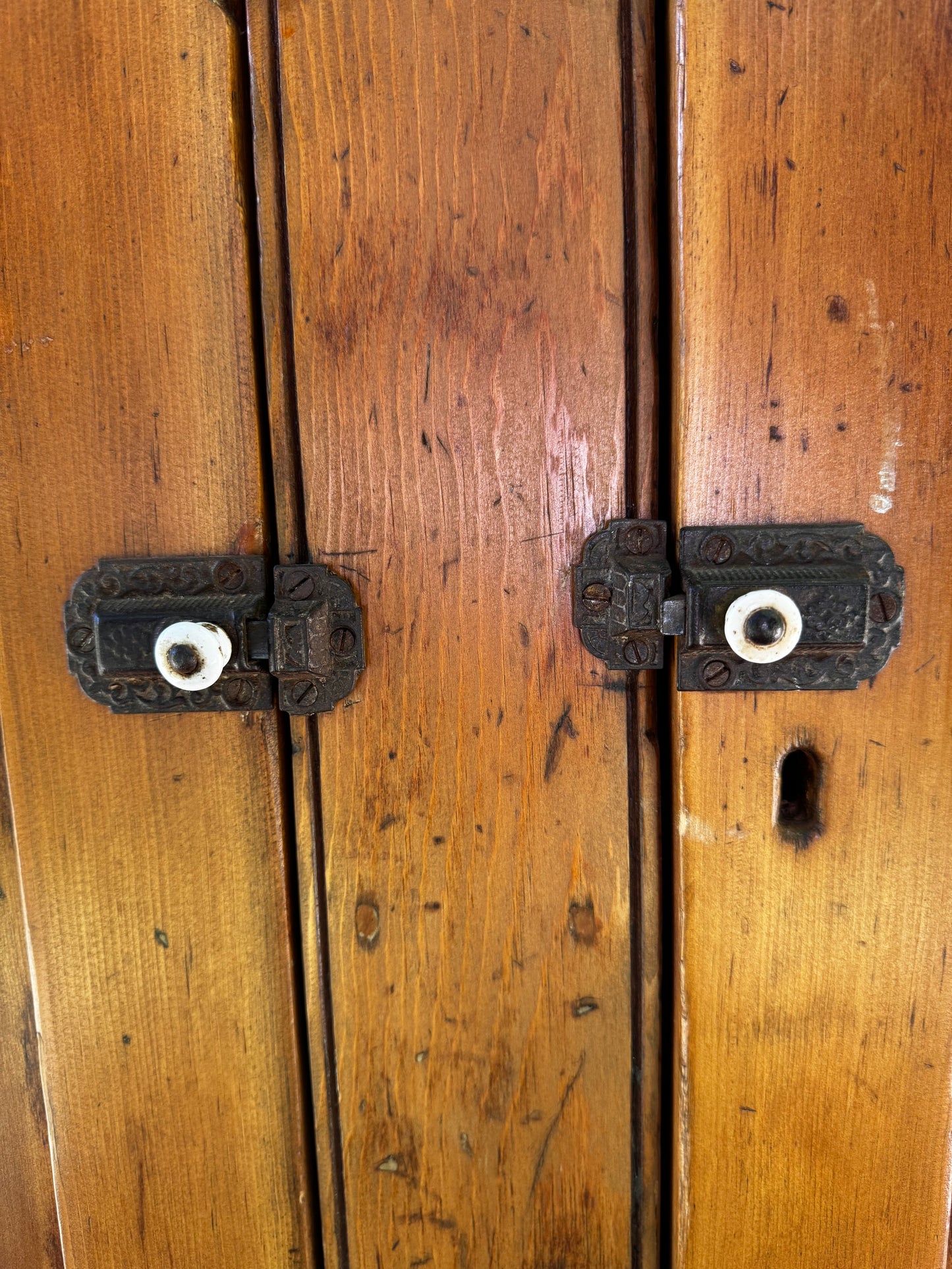 Viola - Antique Wooden Hutch