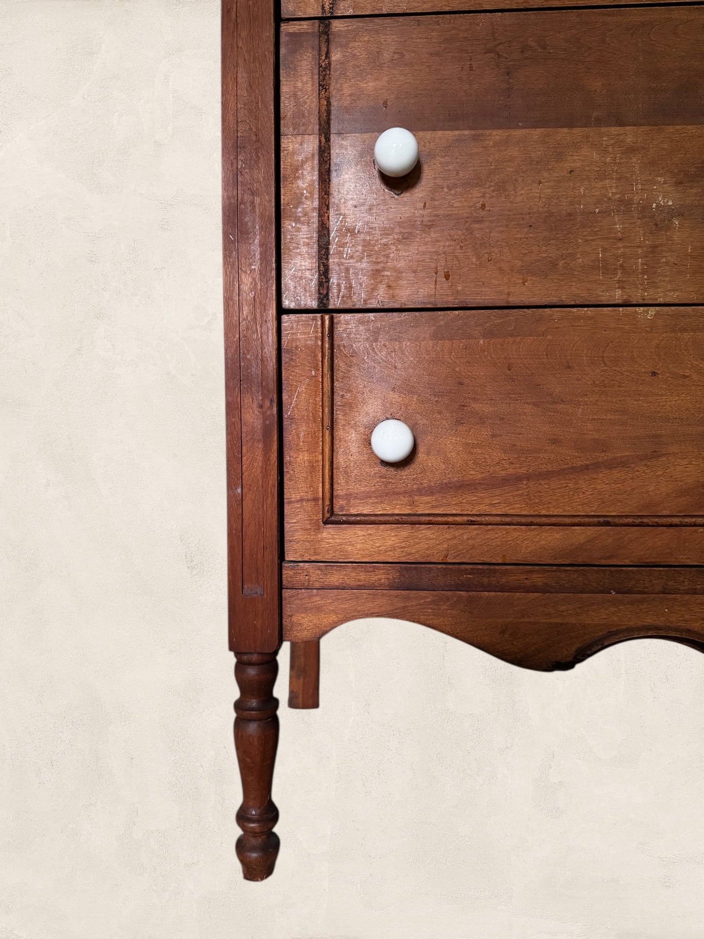Charlotte - Antique Wooden Dresser